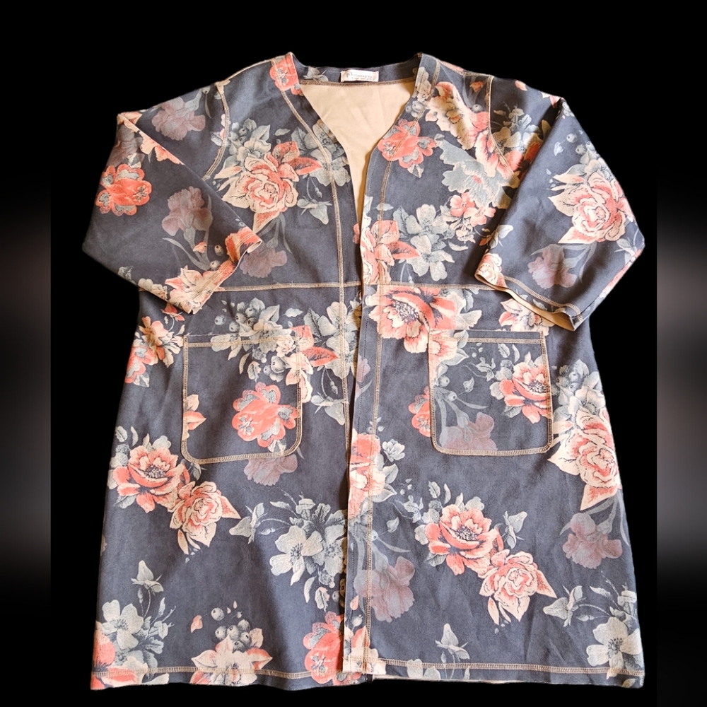 Philosophy‎ floral cardigan size 2X